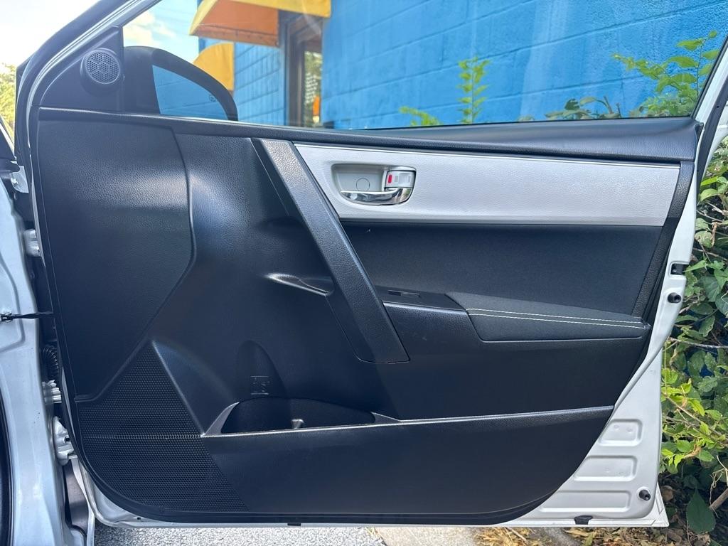 Toyota Corolla L 4D Sedan 2018