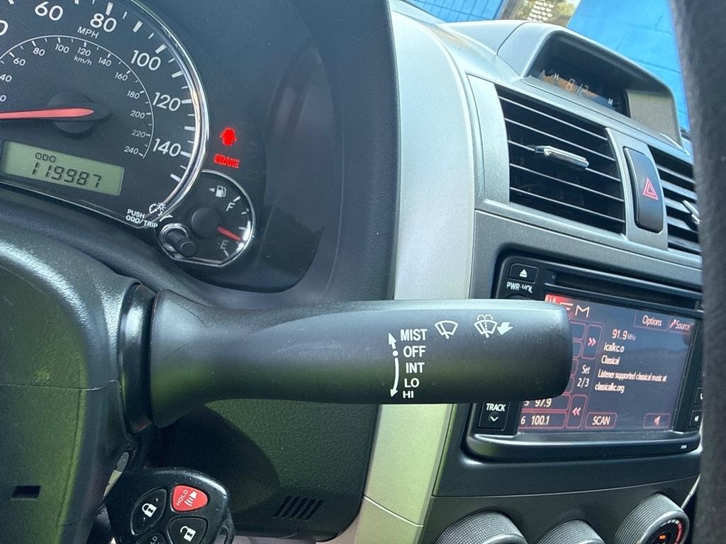 Toyota Corolla S 5-Speed MT 2013
