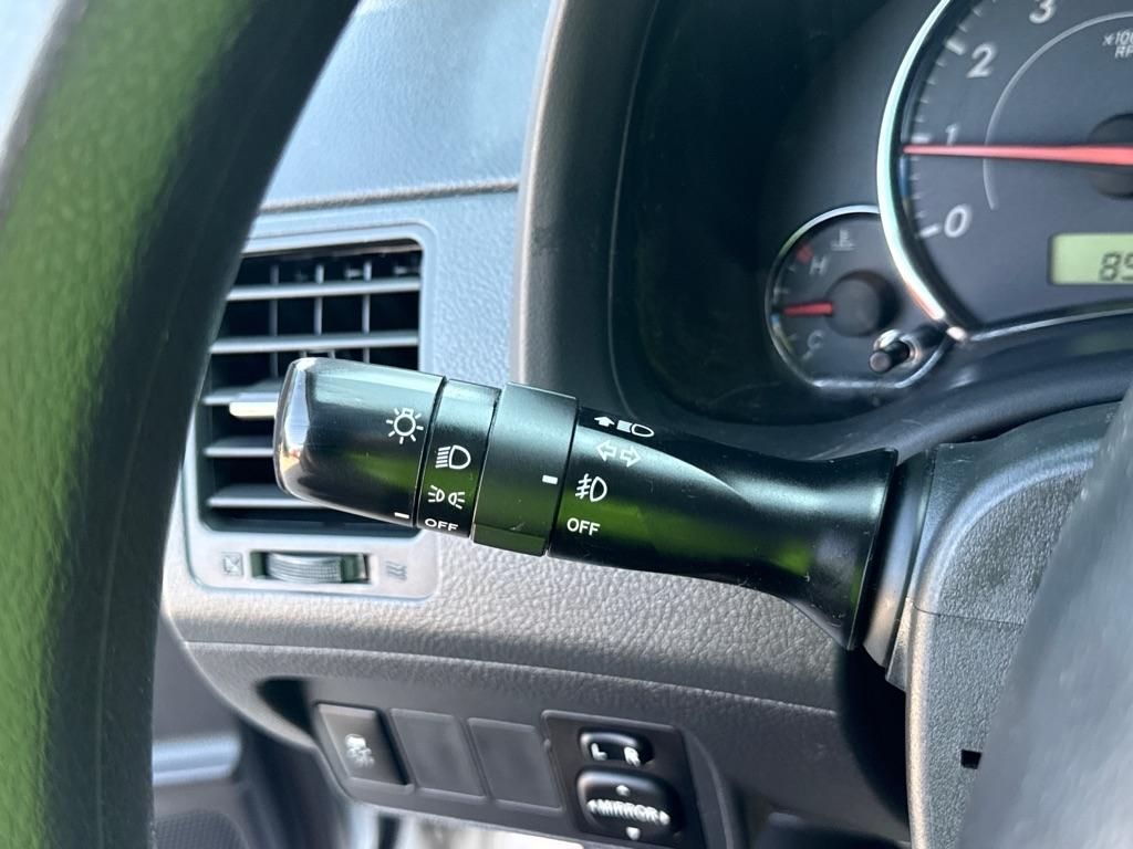 Toyota Corolla S 5-Speed MT 2013