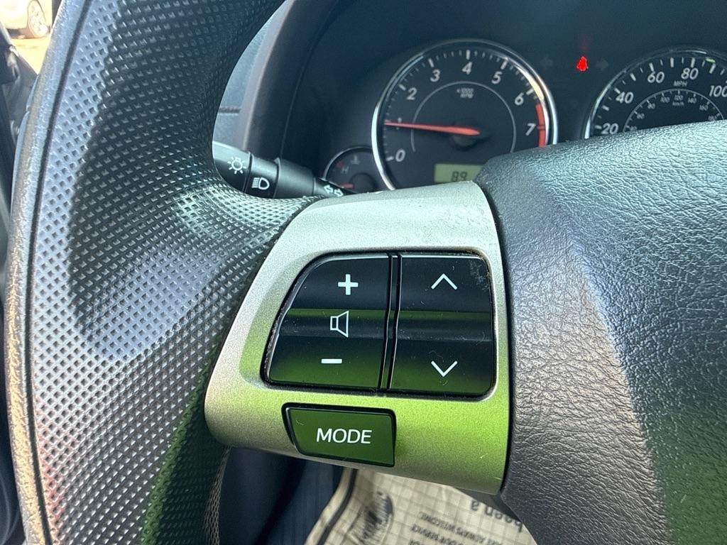 Toyota Corolla S 5-Speed MT 2013