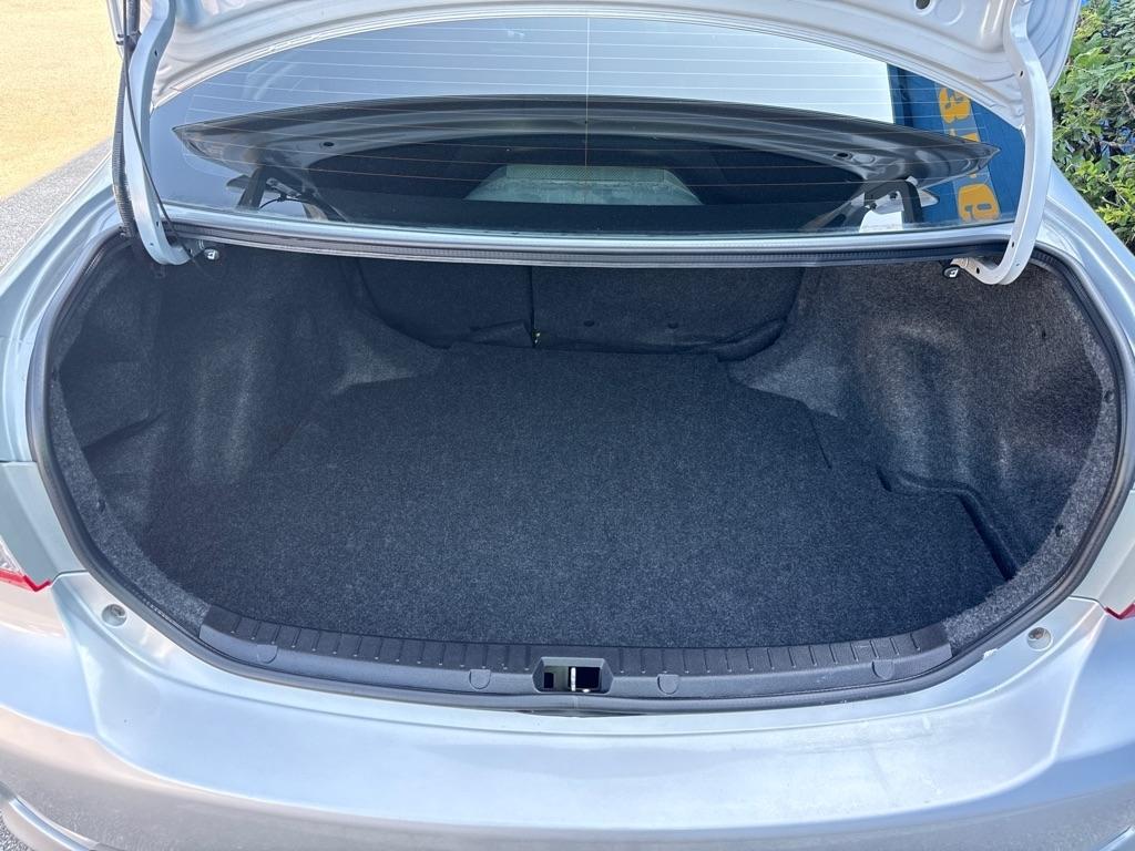 Toyota Corolla S 5-Speed MT 2013