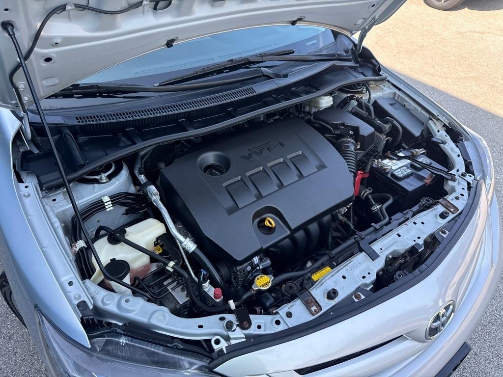 Toyota Corolla S 5-Speed MT 2013