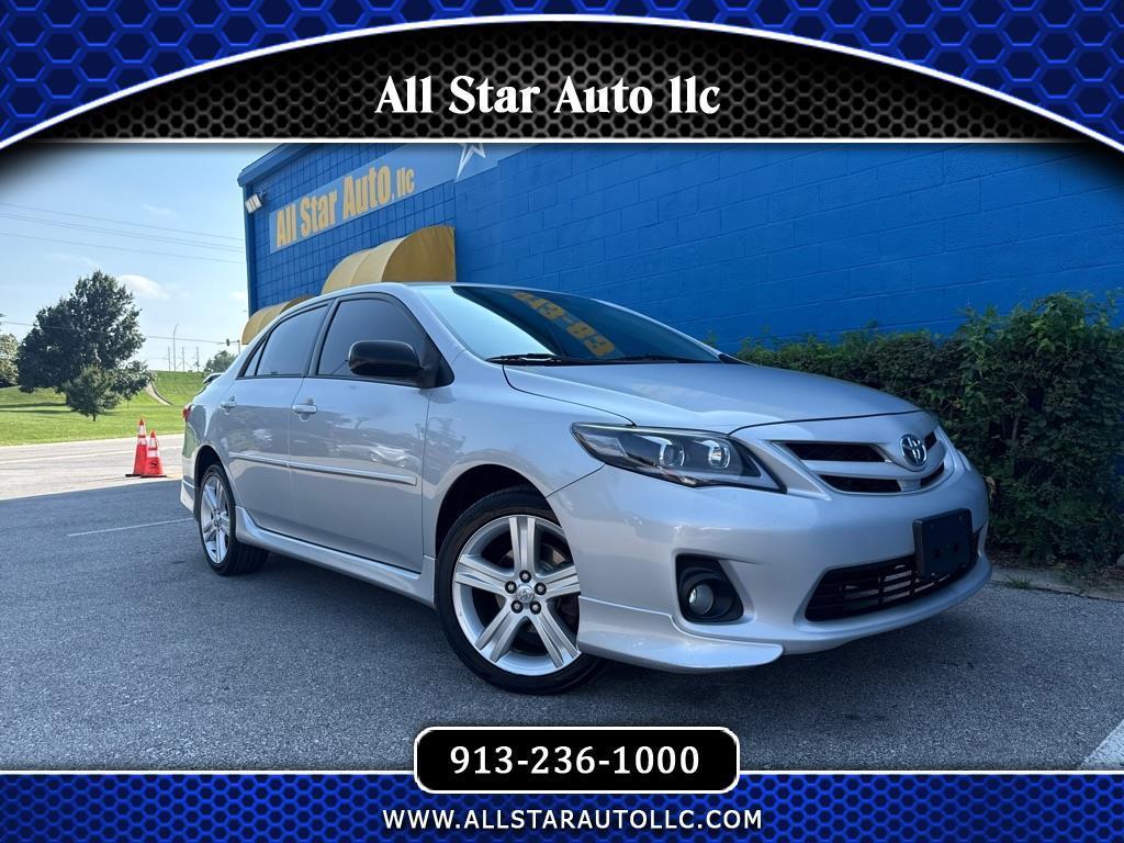 Toyota Corolla S 5-Speed MT 2013