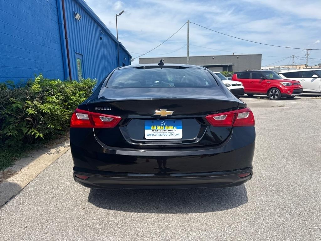 Chevrolet Malibu  2018
