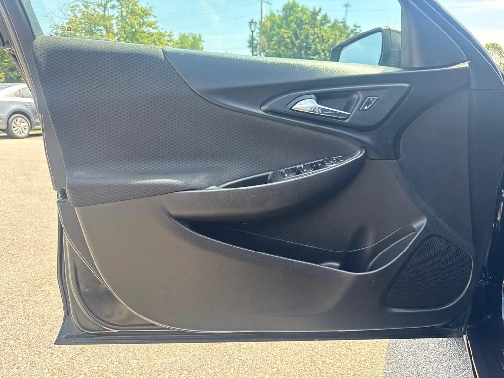 Chevrolet Malibu  2018