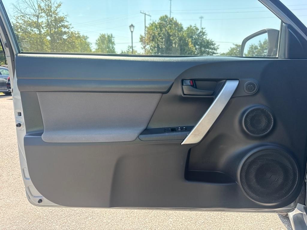 Scion tC  2014