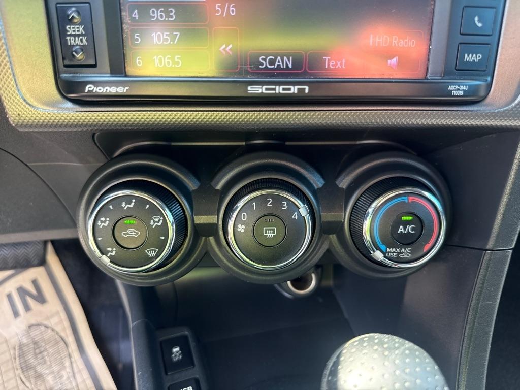 Scion tC  2014