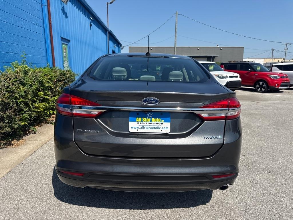 Ford Fusion Hybrid  2018