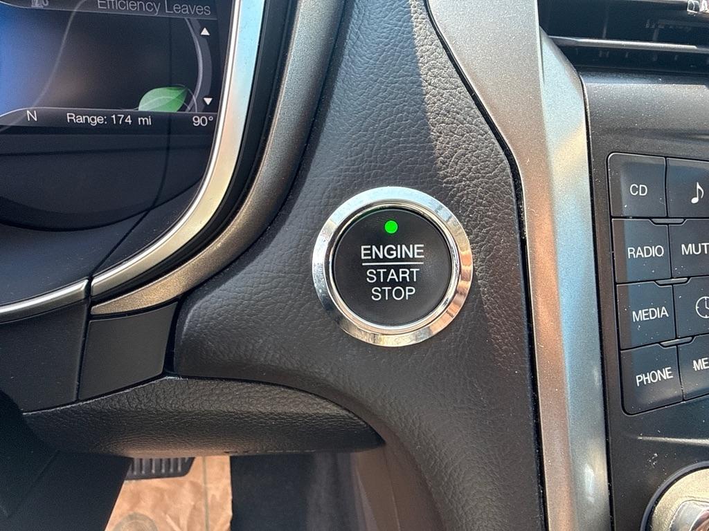 Ford Fusion Hybrid  2018