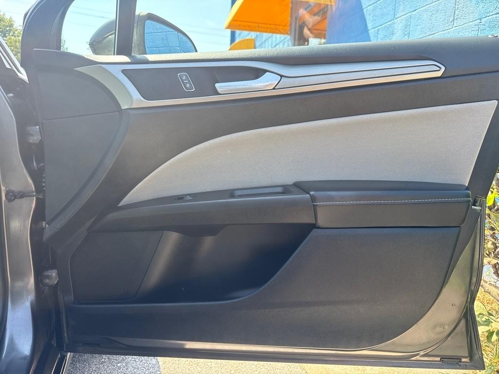 Ford Fusion Hybrid  2018