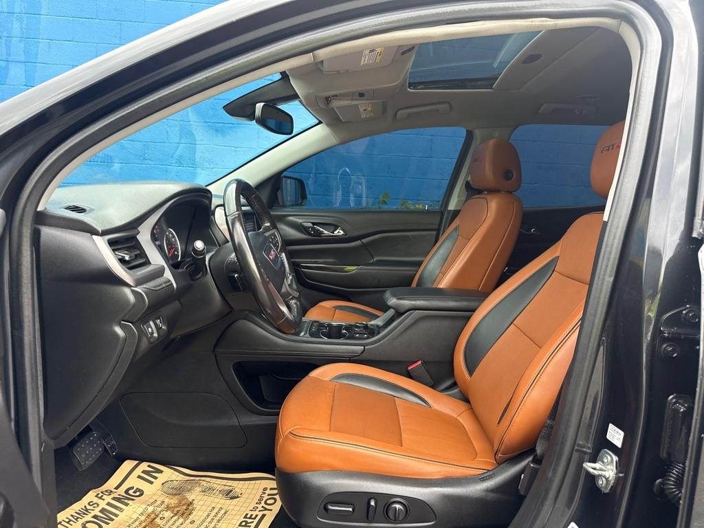 GMC Acadia AT4 4D SUV AWD 2020