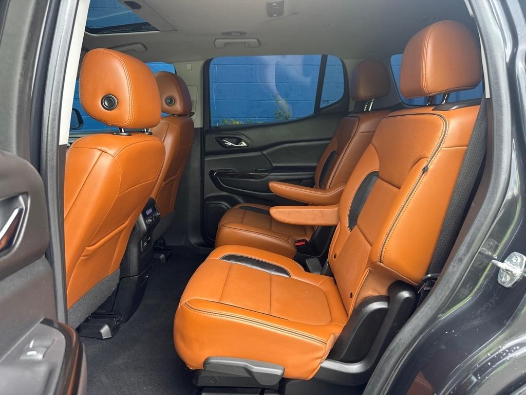 GMC Acadia AT4 4D SUV AWD 2020