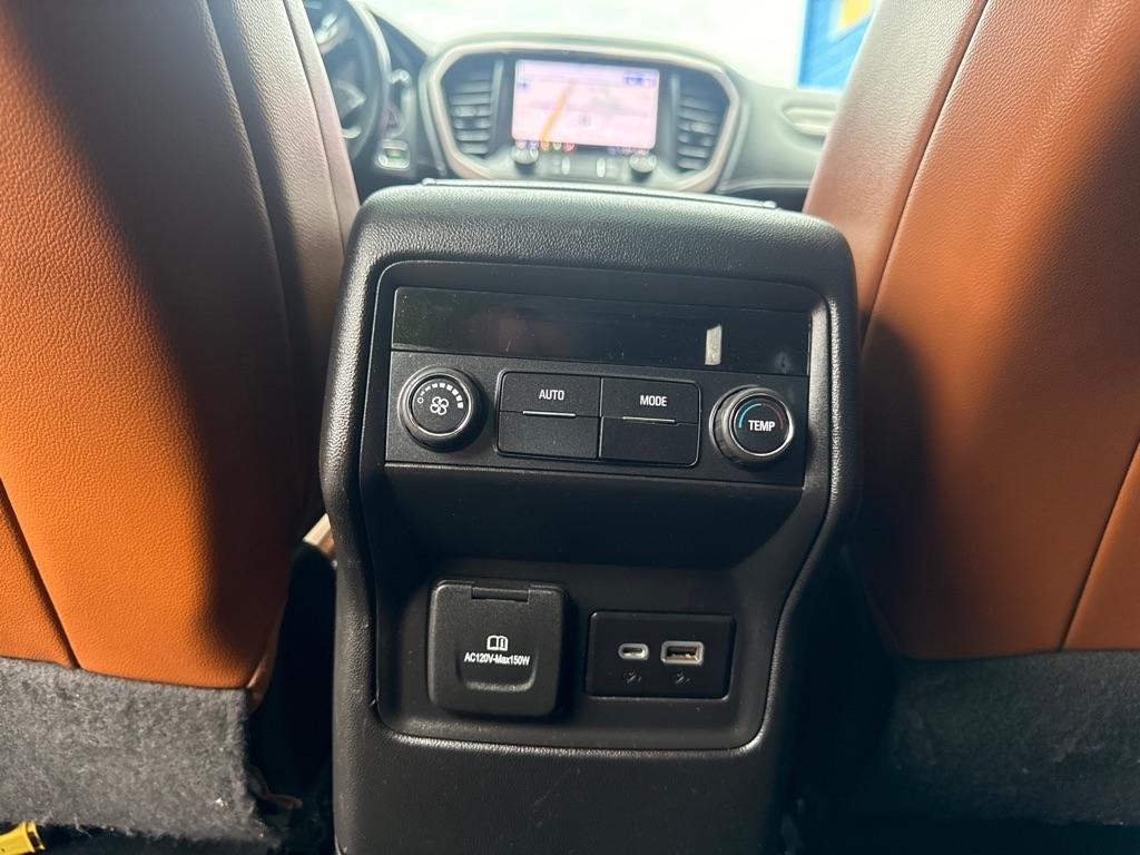 GMC Acadia AT4 4D SUV AWD 2020