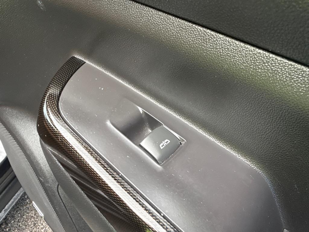 GMC Acadia AT4 4D SUV AWD 2020
