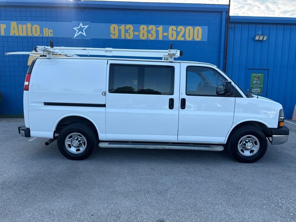 Chevrolet Express Cargo Van  2021