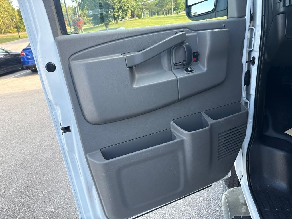 Chevrolet Express Cargo Van  2021
