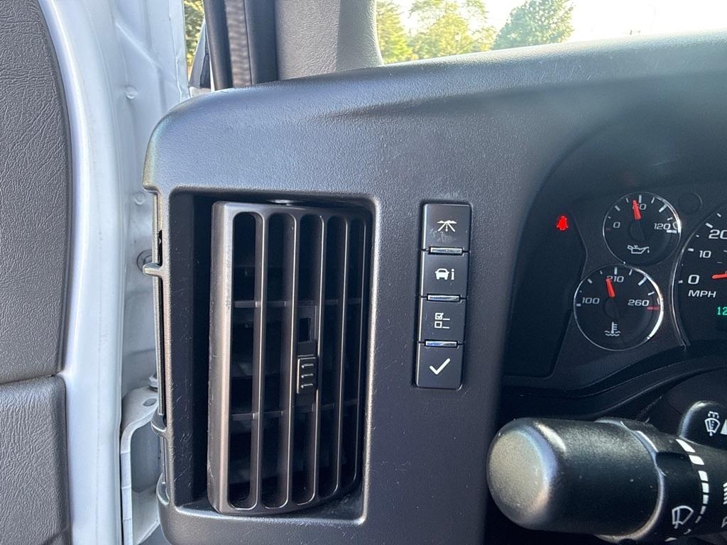 Chevrolet Express Cargo Van  2021