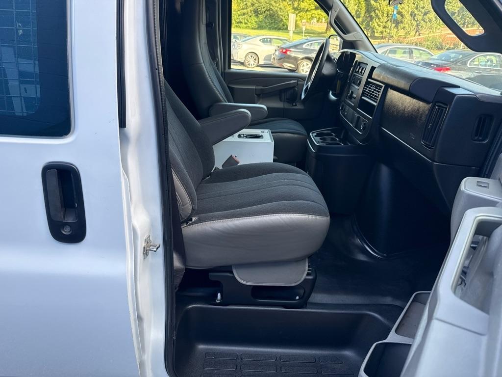 Chevrolet Express Cargo Van  2021
