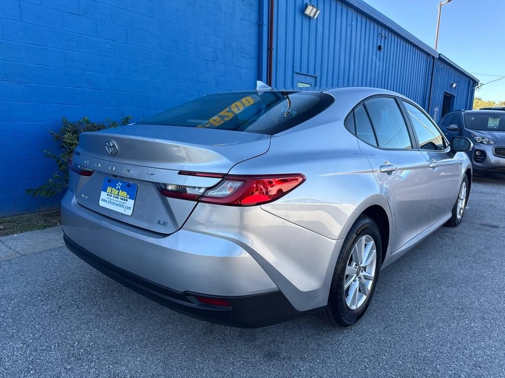 Toyota Camry  2025