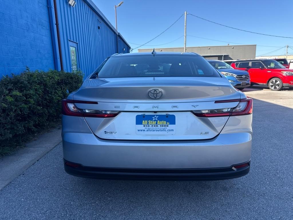 Toyota Camry  2025
