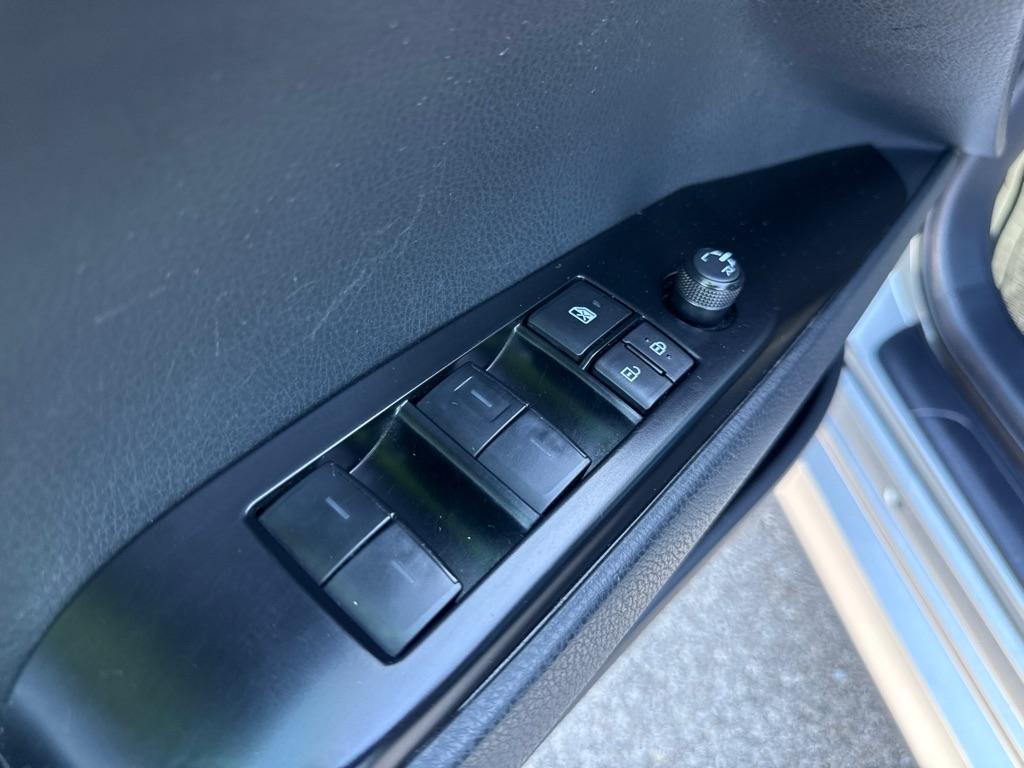 Toyota Camry  2025