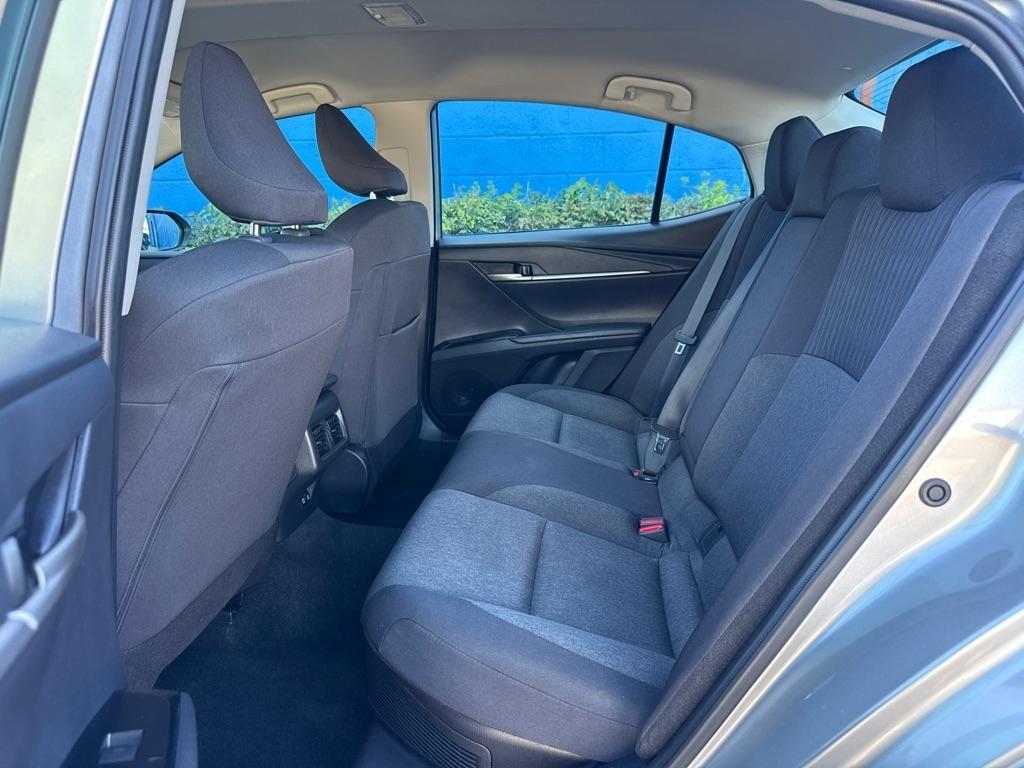 Toyota Camry  2025