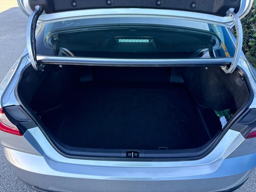 Toyota Camry  2025