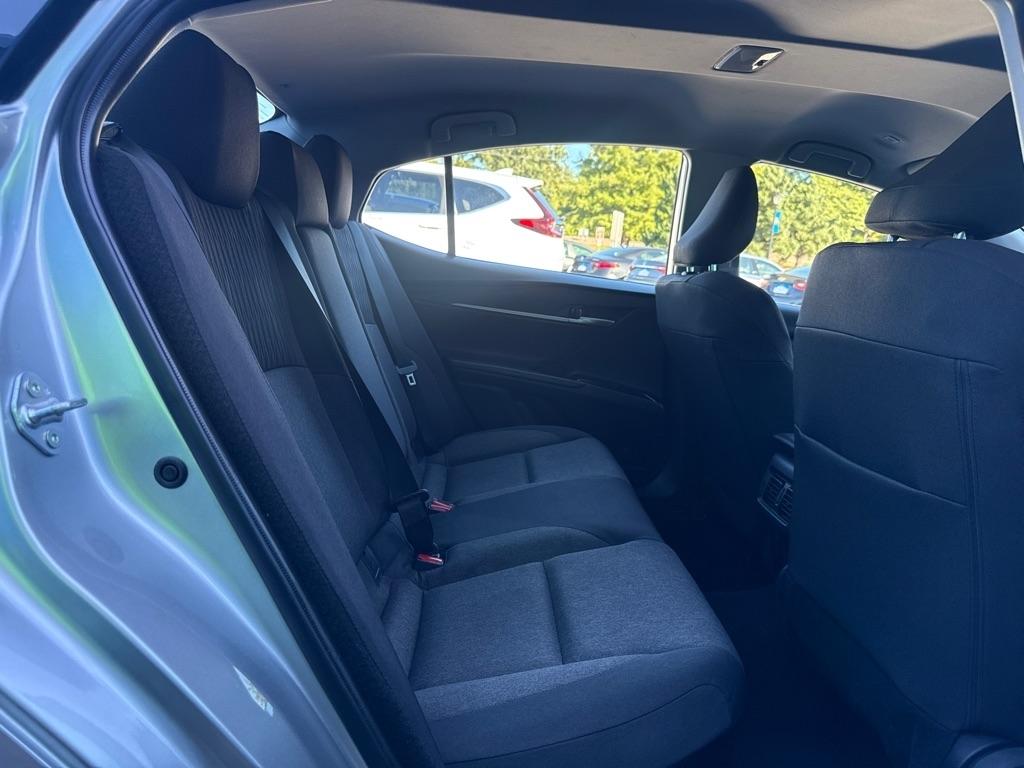 Toyota Camry  2025