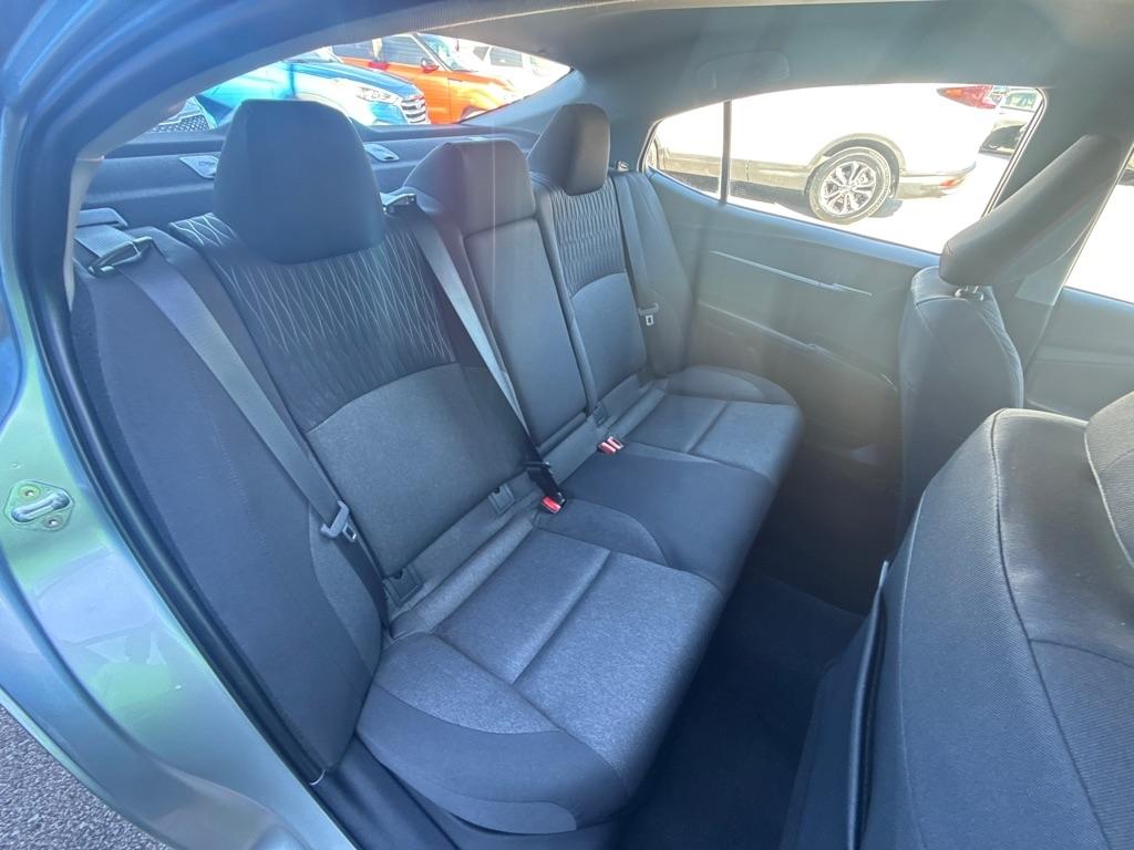 Toyota Camry  2025