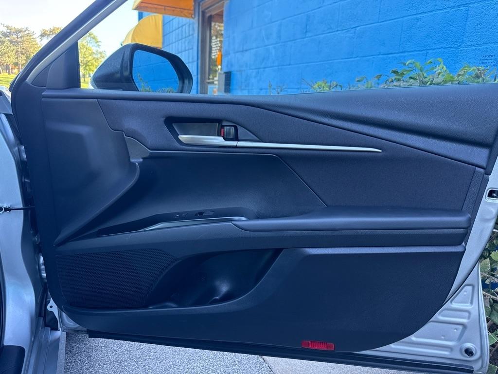 Toyota Camry  2025
