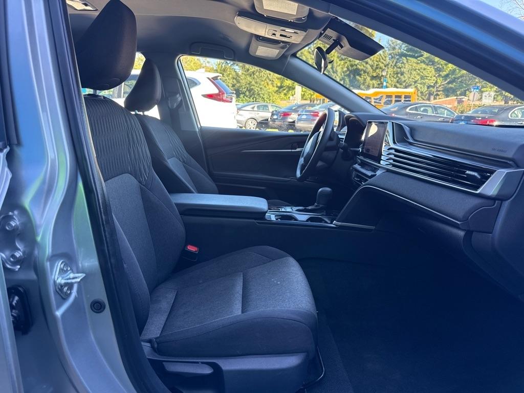 Toyota Camry  2025