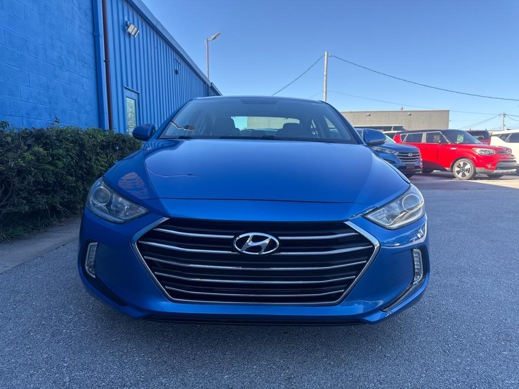 Hyundai Elantra  2017