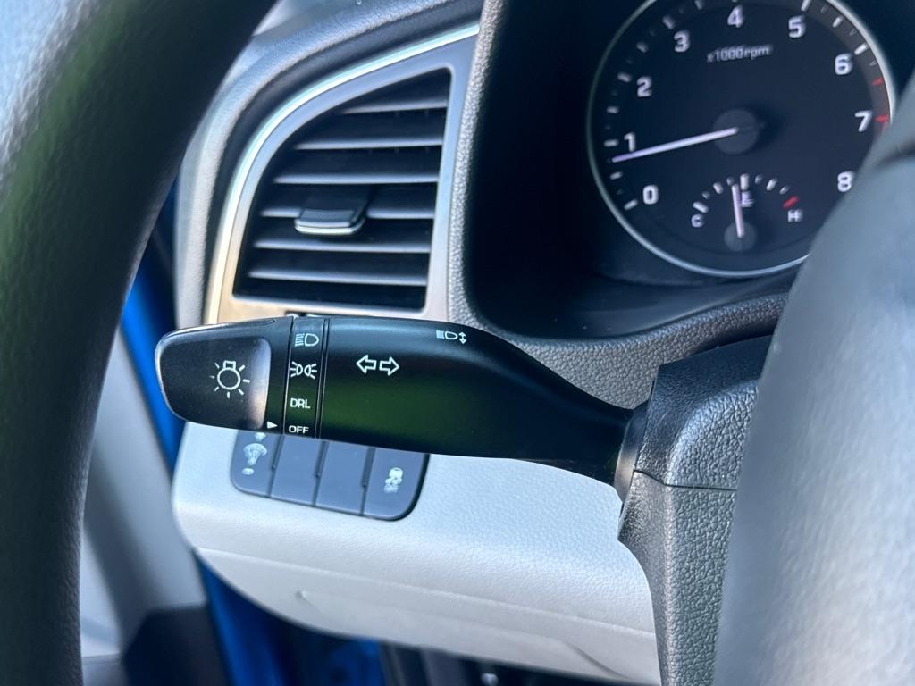 Hyundai Elantra  2017