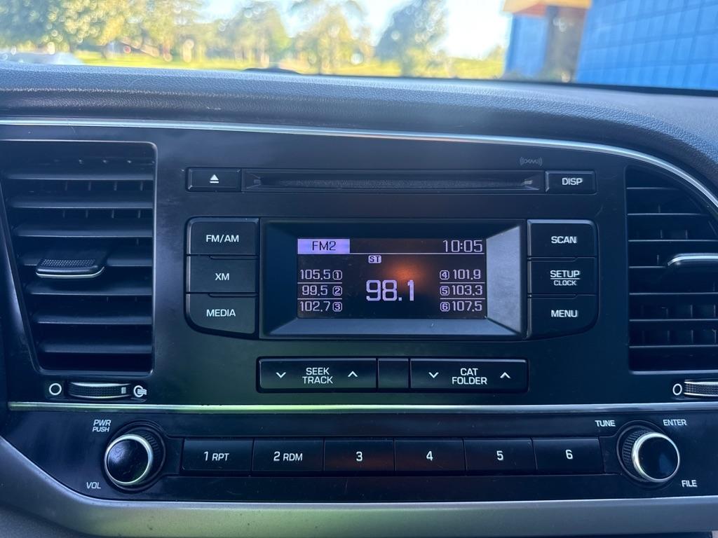 Hyundai Elantra  2017