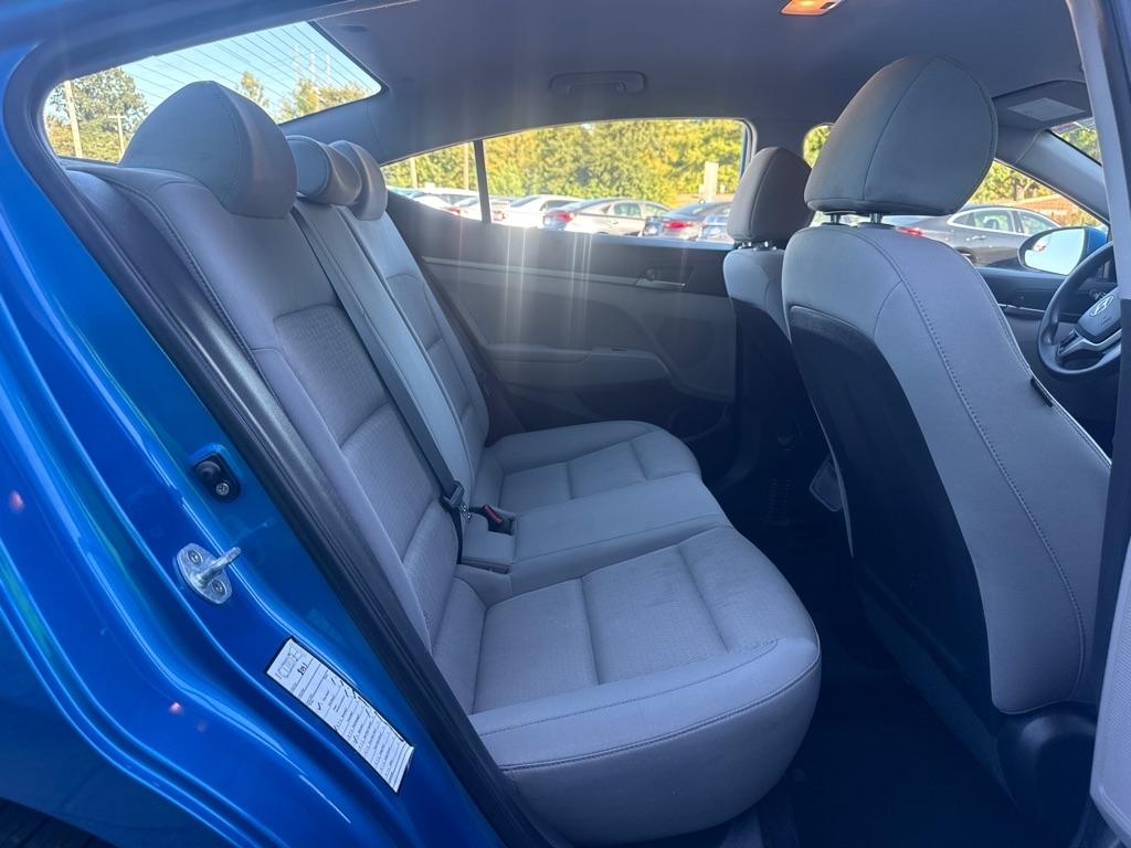 Hyundai Elantra  2017