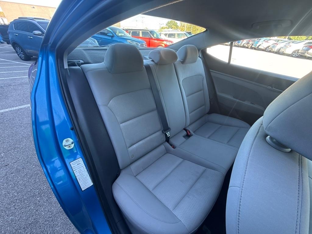Hyundai Elantra  2017