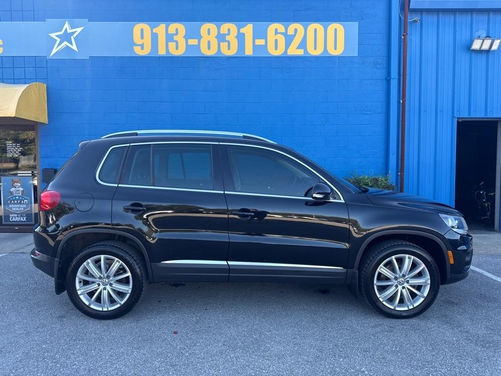 Volkswagen Tiguan S 4D SUV 4Motion 2013