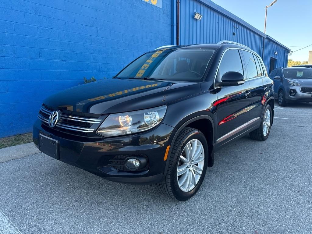 Volkswagen Tiguan S 4D SUV 4Motion 2013