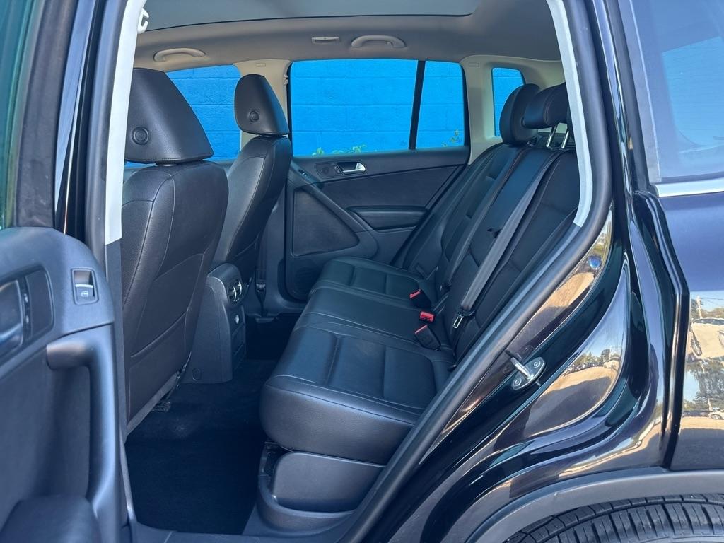 Volkswagen Tiguan S 4D SUV 4Motion 2013