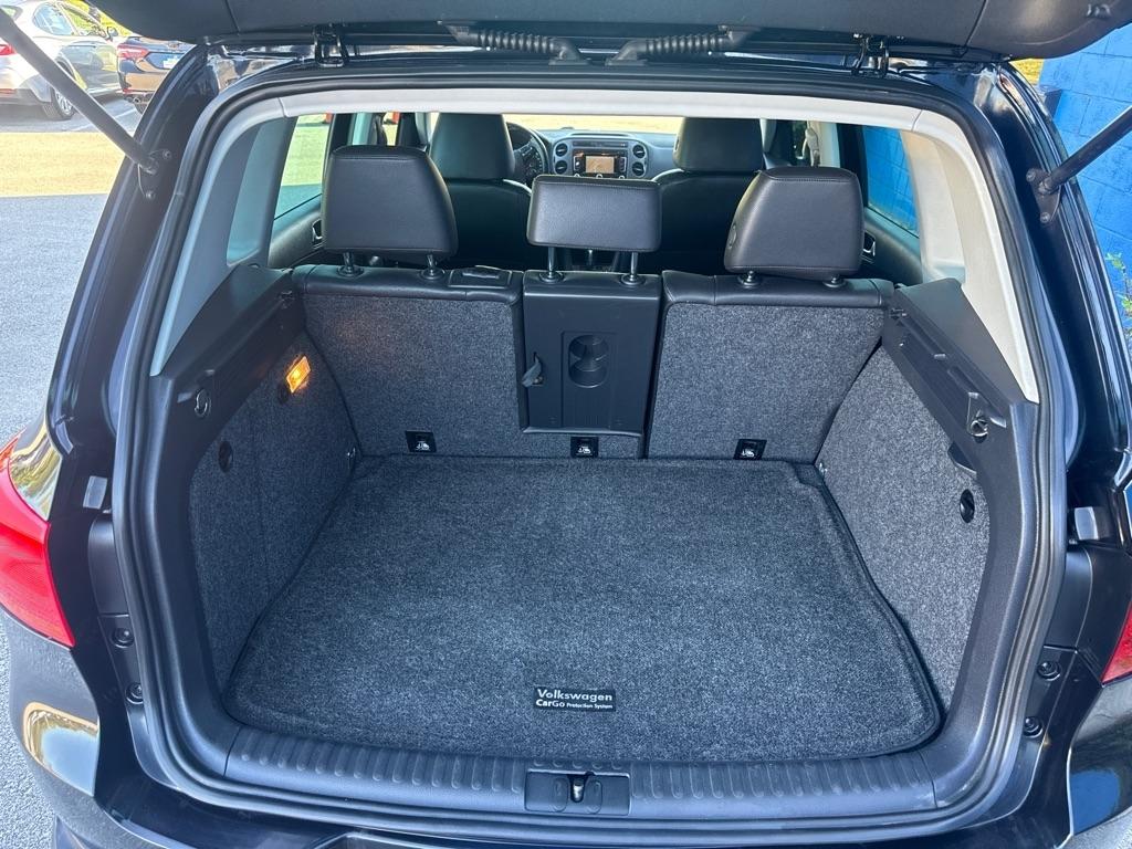 Volkswagen Tiguan S 4D SUV 4Motion 2013