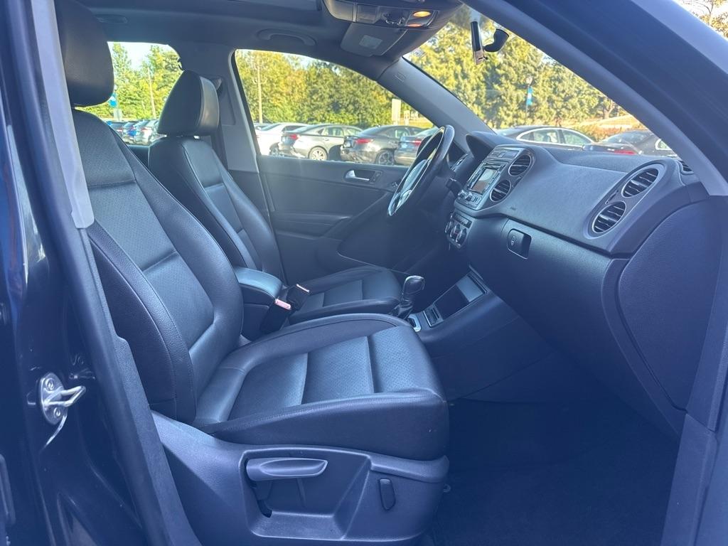Volkswagen Tiguan S 4D SUV 4Motion 2013