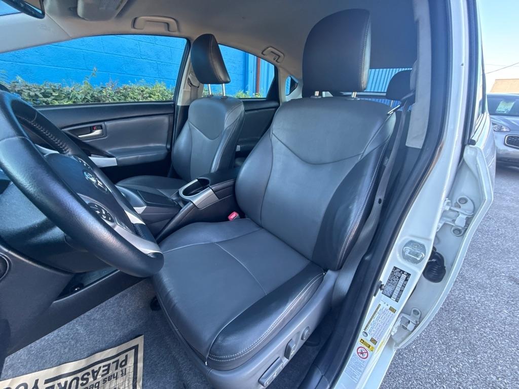 Toyota Prius  2013