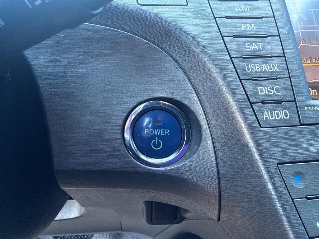 Toyota Prius  2013