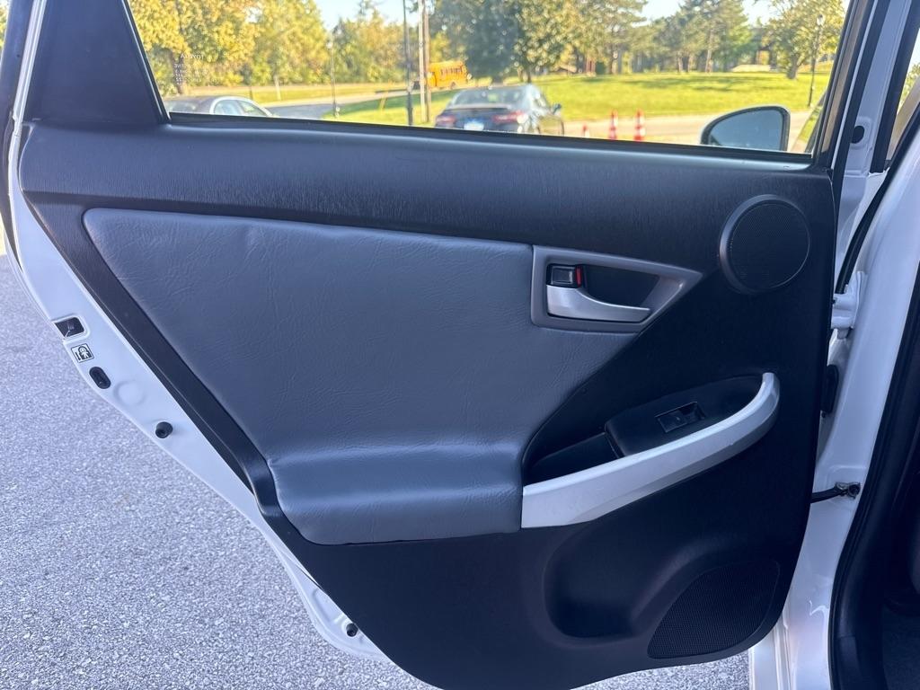 Toyota Prius  2013