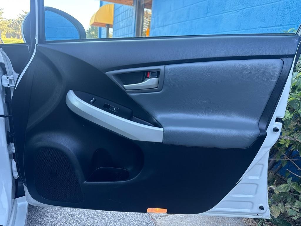 Toyota Prius  2013