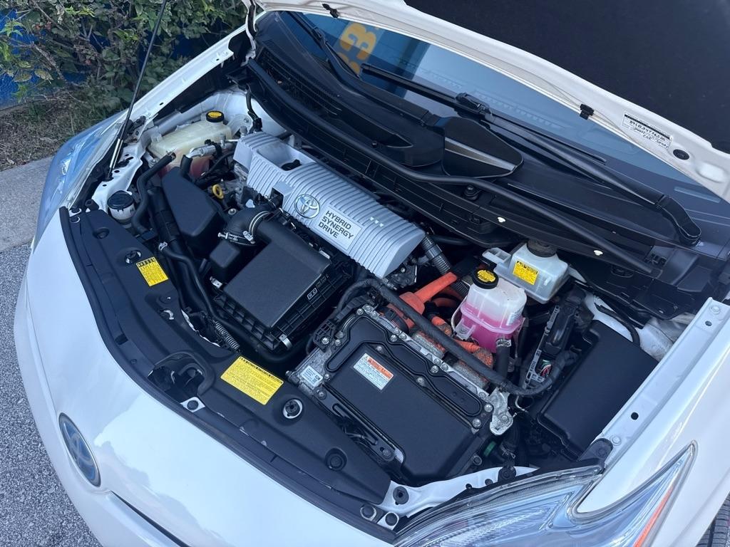 Toyota Prius  2013