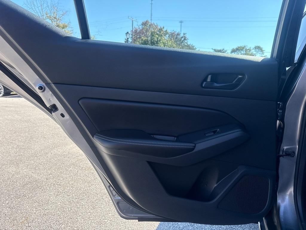 Nissan Altima  2024