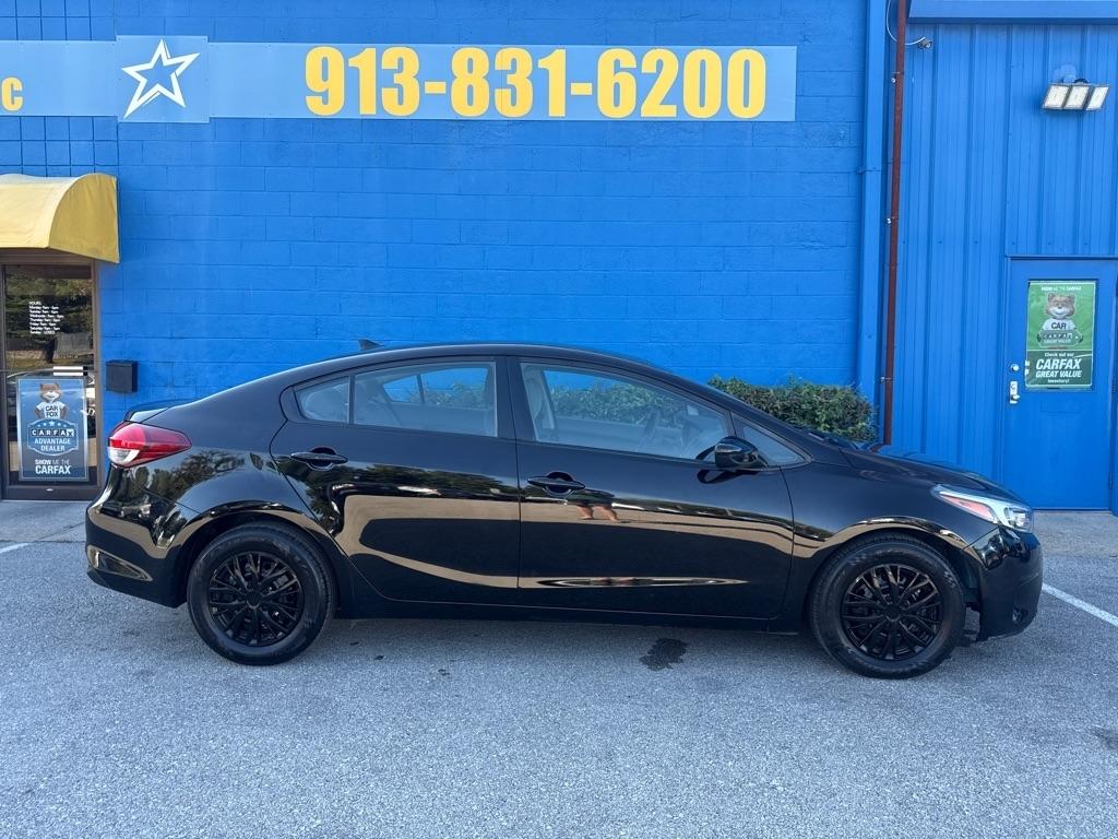 Kia Forte LX 4D Sedan 2017