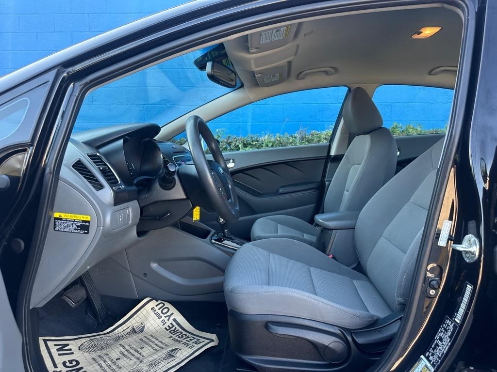 Kia Forte LX 4D Sedan 2017