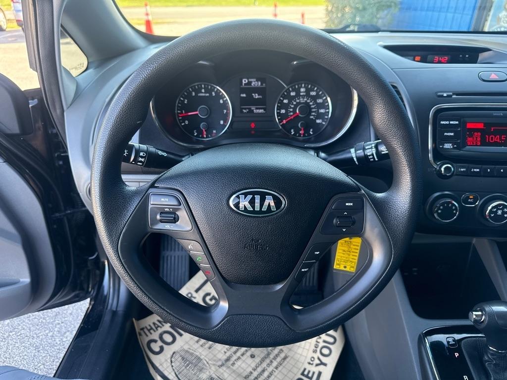 Kia Forte LX 4D Sedan 2017